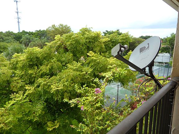 4th image of 10105 W Sunrise Blvd APT 306