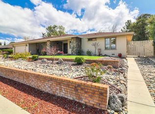 760 S Ridgemark Dr, Hollister, CA