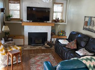 2055 Parkview Dr, Fremont, NE 68025