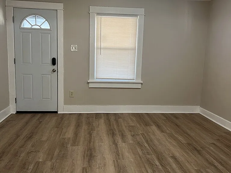 338 Brooklyn Ave — Photo 28