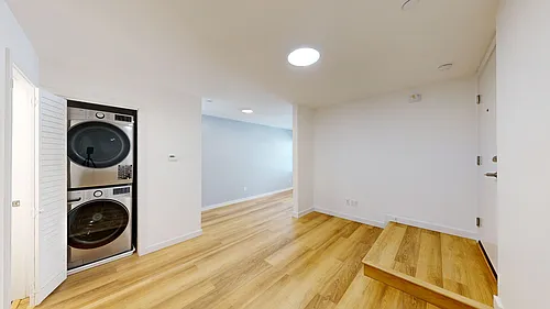 2425 Buchanan St #113 Photo 1