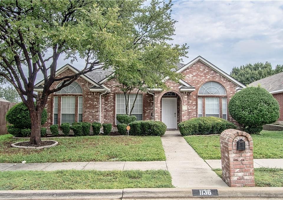 1st image of 1136 San Saba Dr