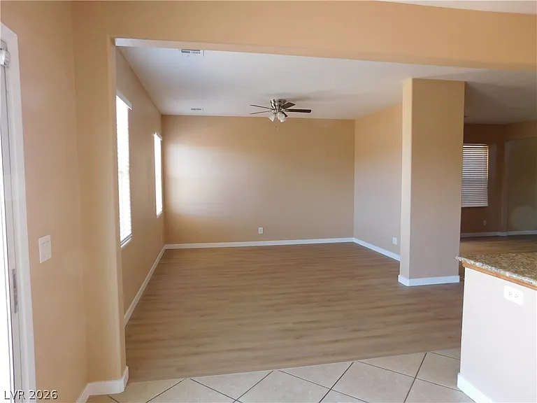 5087 Golden Antelope Way — Photo 4