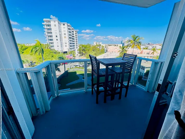900 Bay Dr #411 — Photo 46
