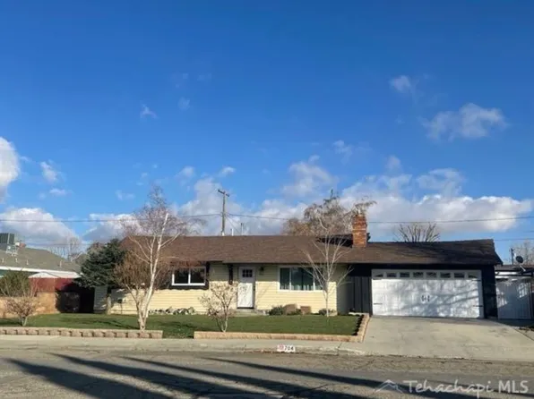 704 Elm St, Tehachapi, CA 93561