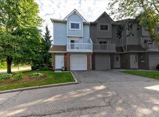 111 Traynor Ave #30, Kitchener, ON N2C2N2