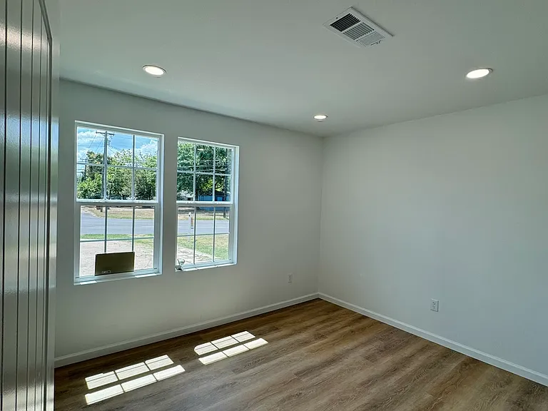 Bedroom,