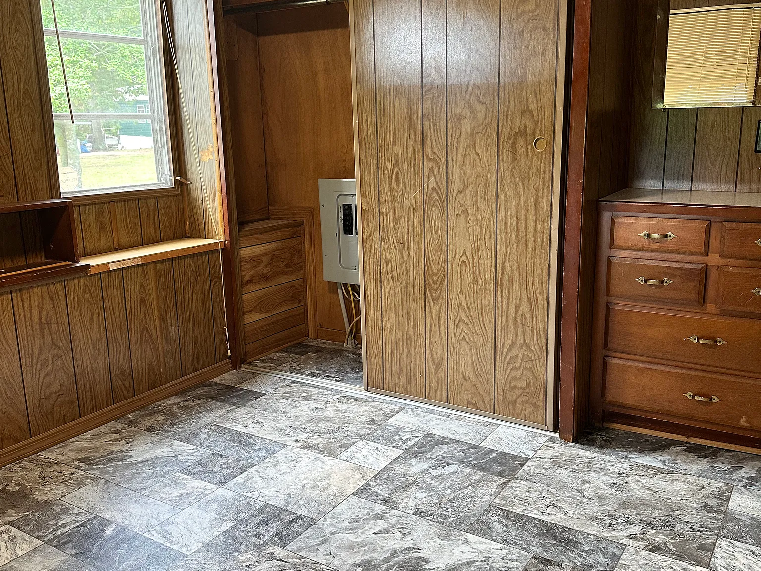 115 Butler Rd — Photo 3