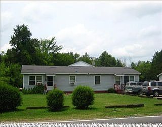 2nd image of 2832 E Washington St