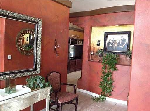 4th image of 2115 Eagleview Ct