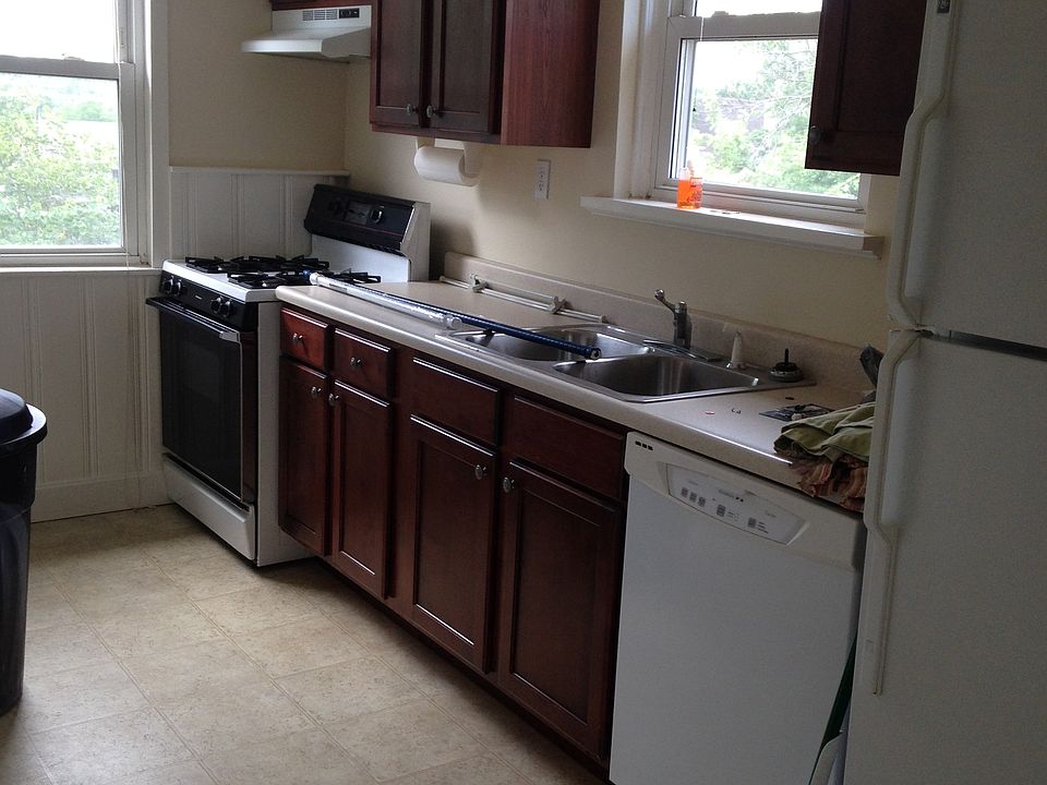 2nd Floor kitchen