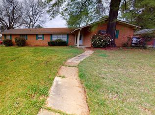 3252 Cheltenham Dr, Montgomery, AL 36116