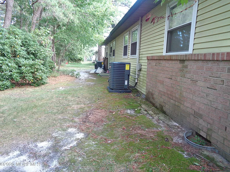 135A Sunset Rd — Photo 19