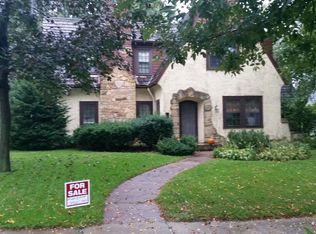 336 Columbia Cir, Waterloo, IA 50701