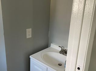 102 N 3rd St FLOOR 2, Paterson, NJ 07522