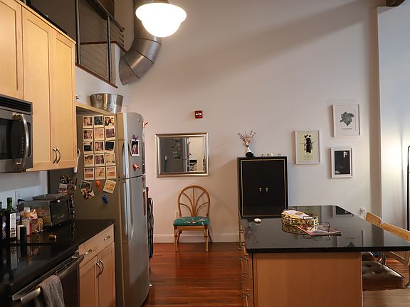 4th image of 36 Kirk Ave SW APT C