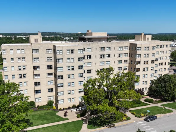 The Apartments at Hotel Phillips