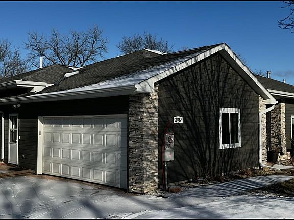 2nd image of 3919 Sylvian Ave