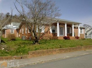 100 Gilmer St, Ellijay, GA 30540