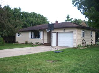 416 Smith St, Spring Valley, MN 55975