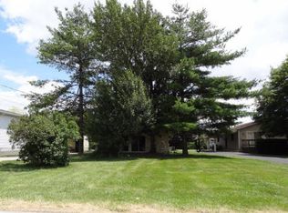 1231 E Choctaw Dr, London, OH 43140