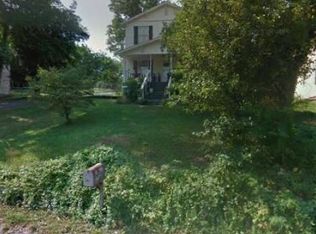 1736 Springfield Ave, Salem, VA 24153