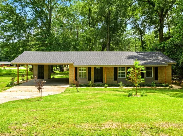 34 Kennon Ave, Laurel, MS 39443