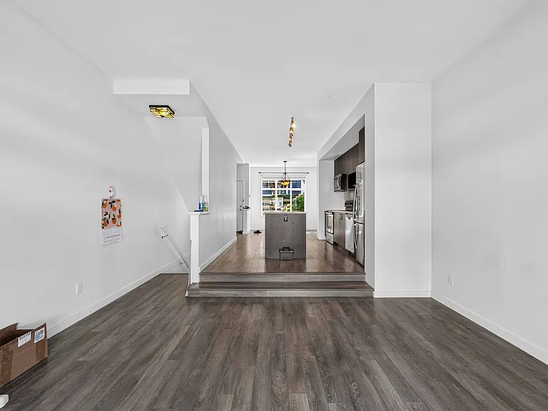 8130 136a St #D269 — Photo 6