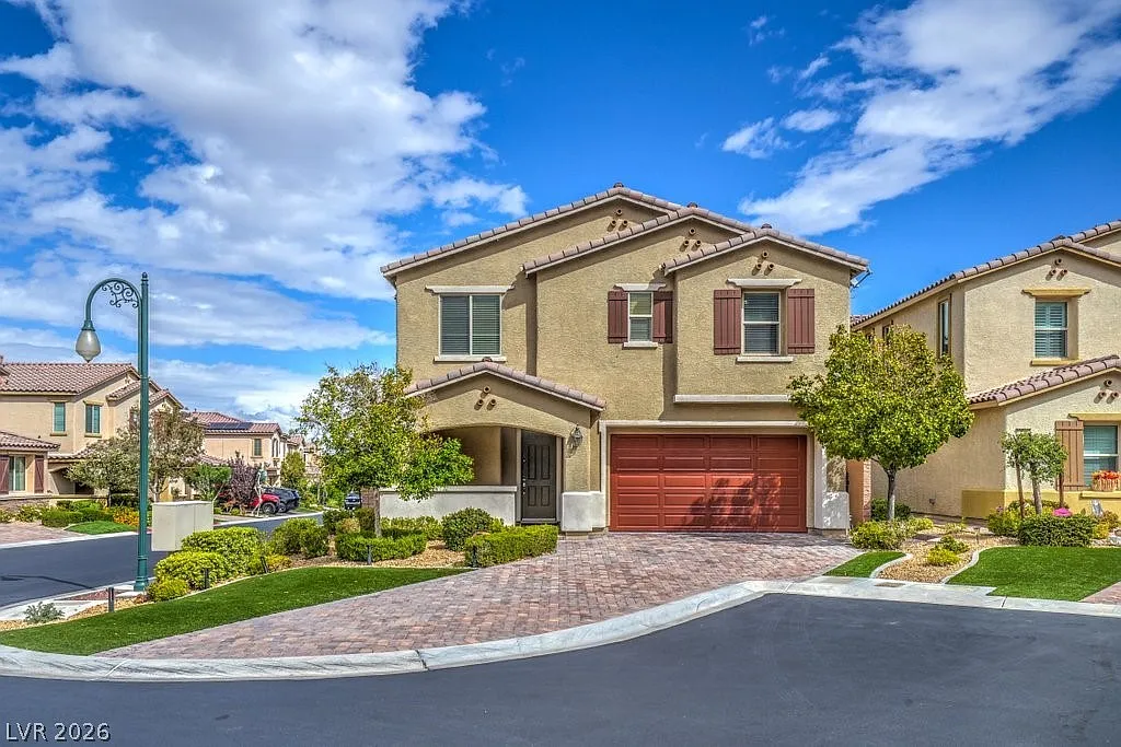 4 bed, 3.5 bath, 2482 sqft, $3,850 — Photo 1