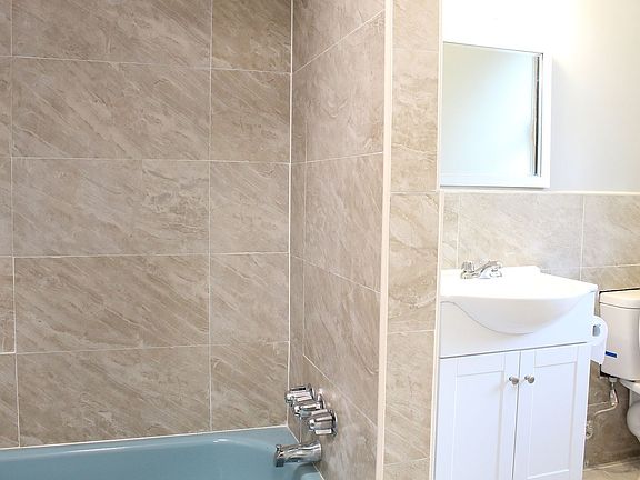 3rd image of 845 Lincoln Pl Floor 3