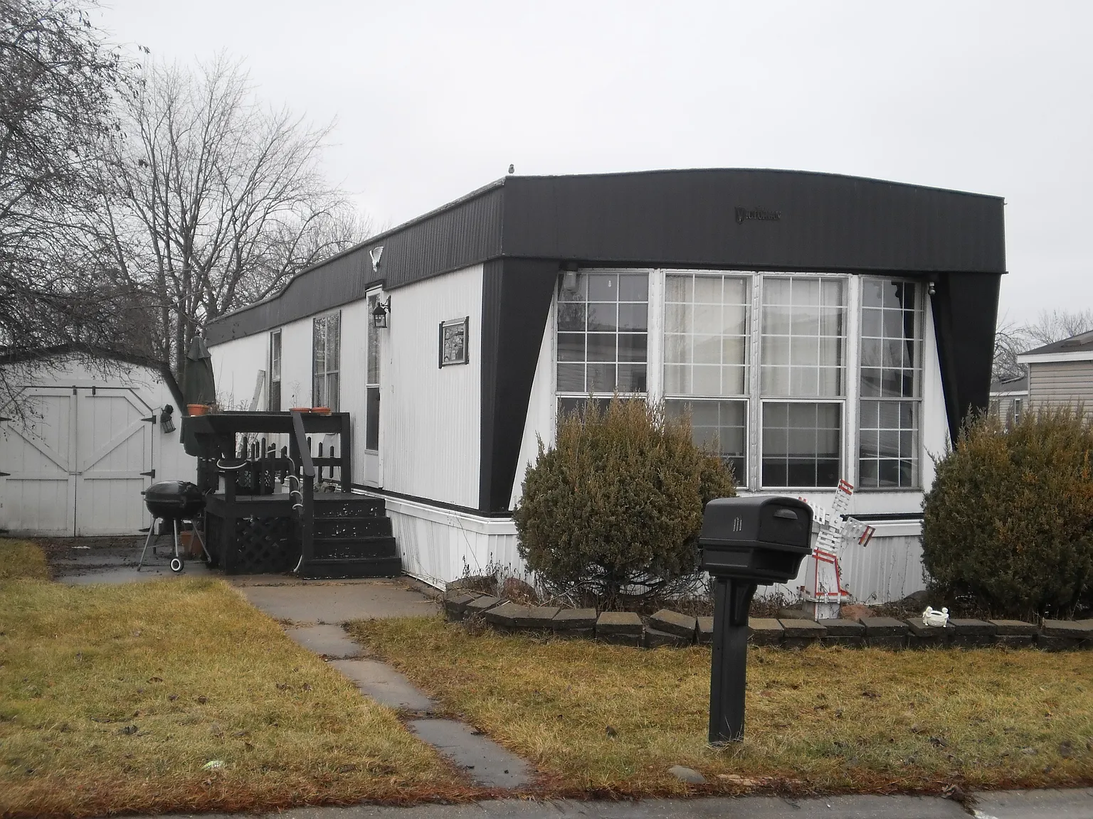 111 Flamingo Dr photo 1