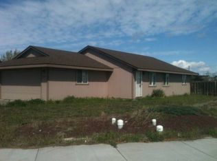 4502 Holly Way, West Richland, WA