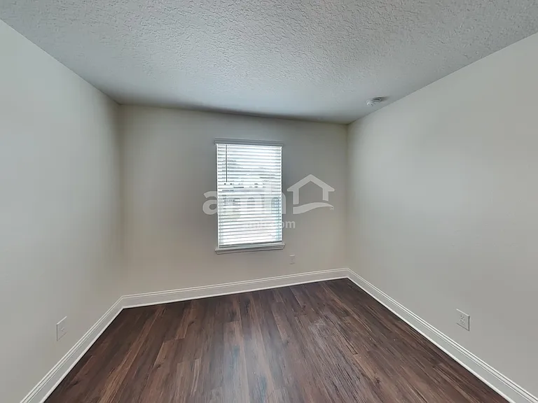 6189 Little Bluff Cir — Photo 22