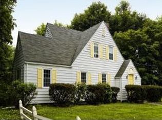 10 Woodman Rd, Durham, NH 03824