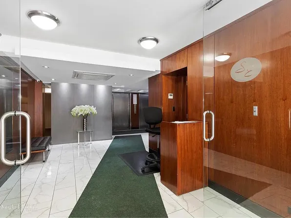 335 East 51st Street image 12 of 13