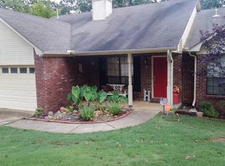 29 Vantage Dr, Maumelle, AR 72113