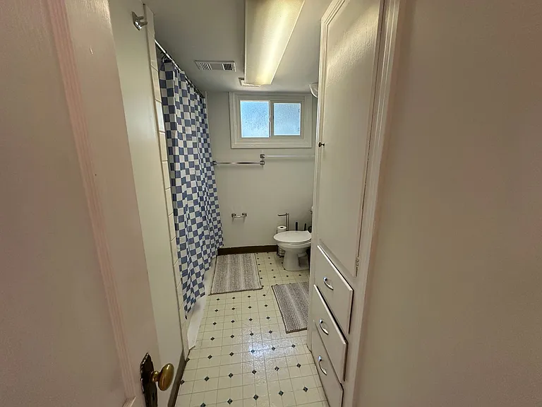 T260YL — Photo 15