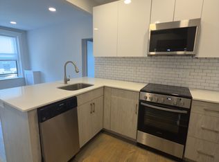 21 Peterborough St #25A, Boston, MA 02215