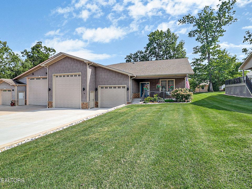 1st image of 74 Hickory Cir