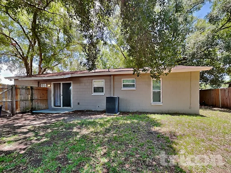 702 Falkirk Ave — Photo 17