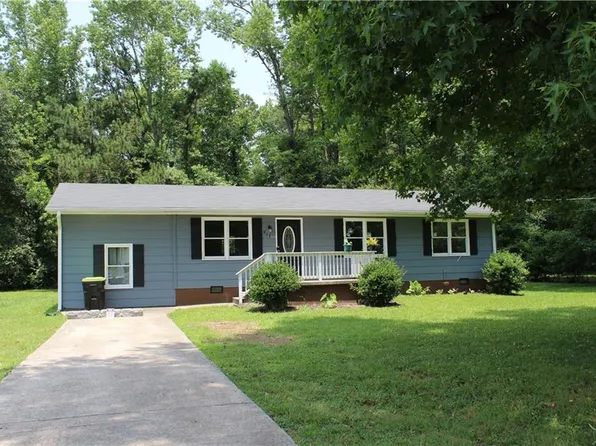517 Vineyard Rd, Griffin, GA 30223