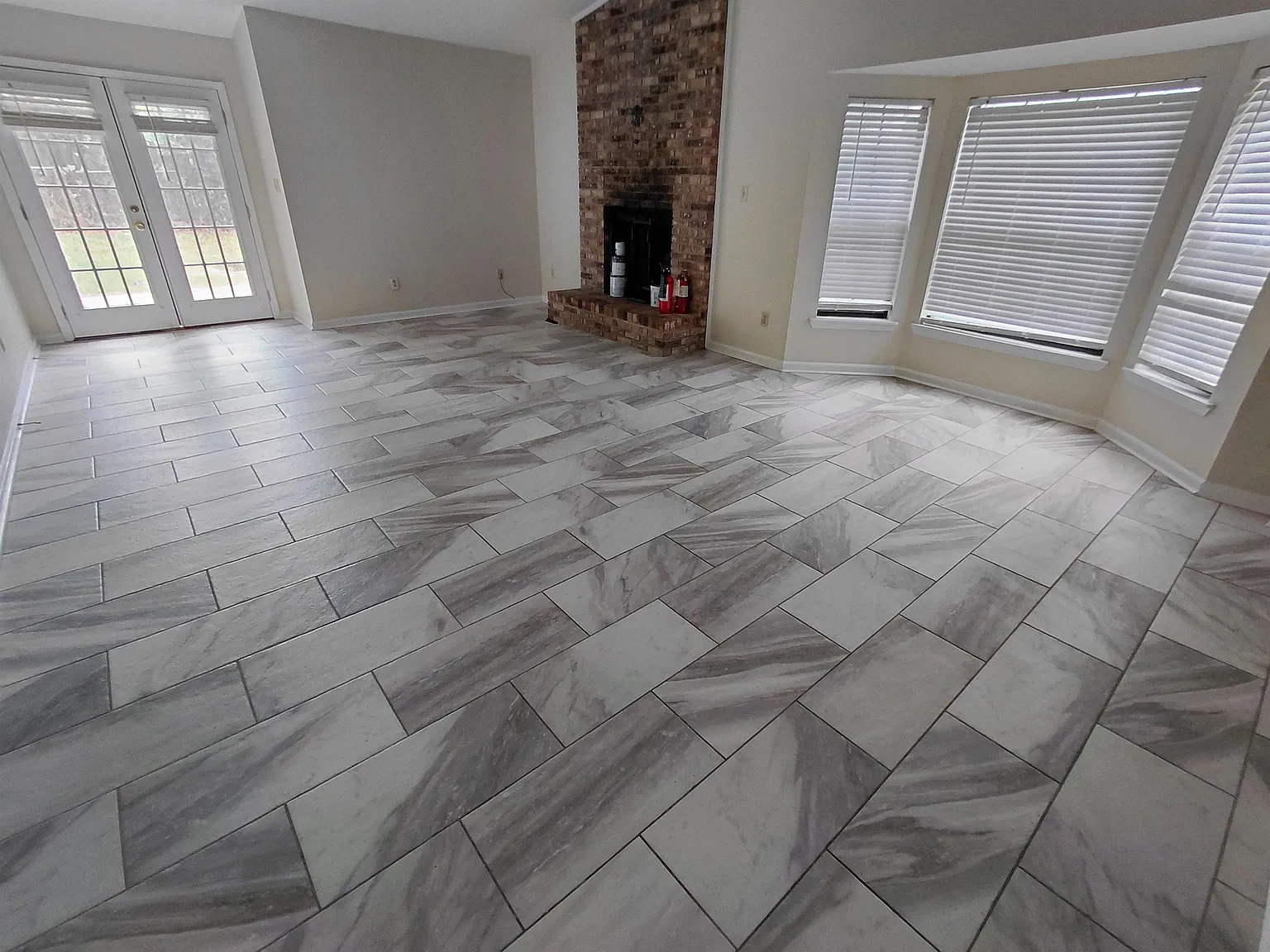 2 bed, 1196 sqft, $1,425 — Photo 2