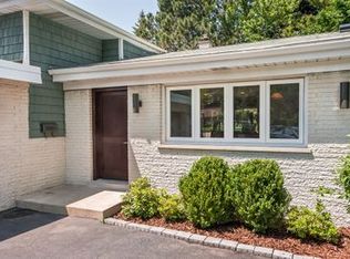 3826 Lake Ave, Wilmette, IL 60091