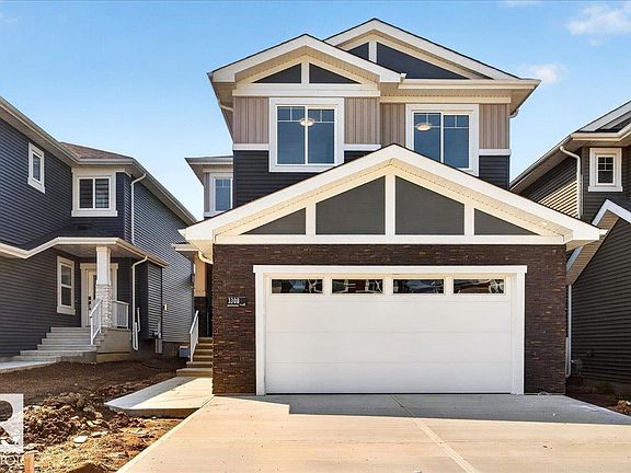 3rd image of 3308 Chickadee Dr NW