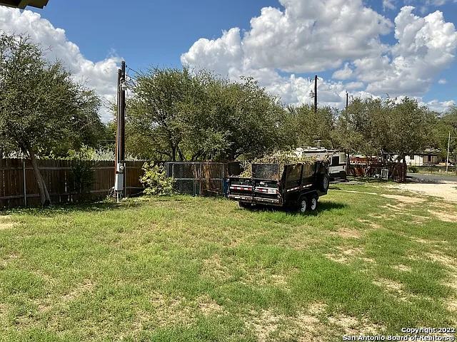 11916 Grapevine St — Photo 17