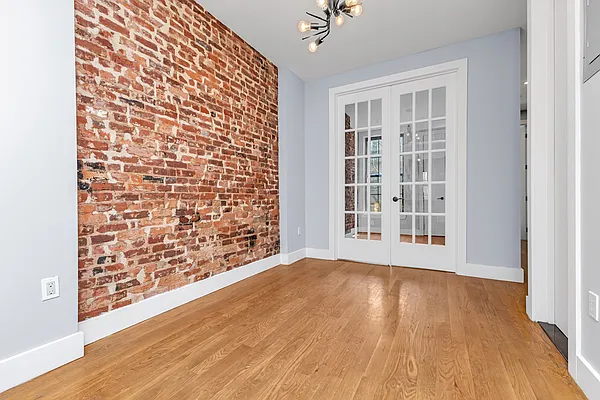 Rented by REAL New York | media 5