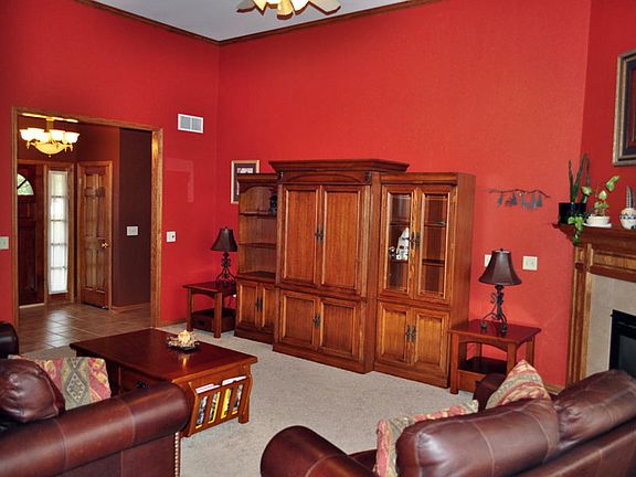 vaulted ceiling in GR