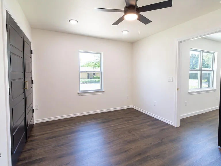 1310 Eleanor St — Photo 21