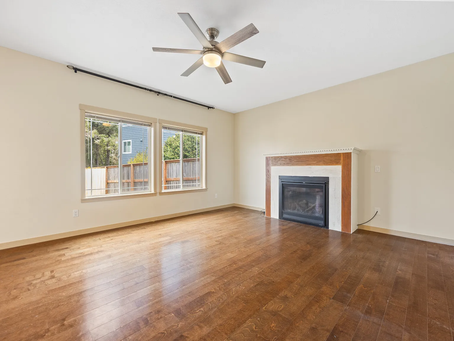 Amazing home in Newport, Near Beach access! — Photo 3