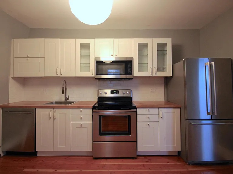 197 Liberty St #3 — Photo 5